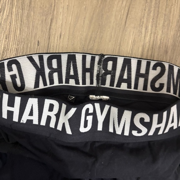 GYMSHARK Black Capri Leggings Mesh Sides Sz S/ XS Athletic Athleisure - Picture 2 of 7